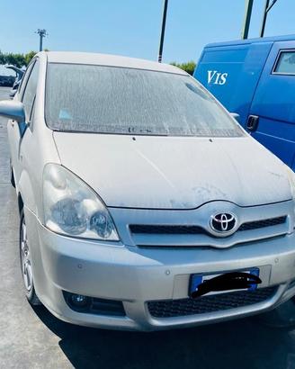 RICAMBI USATI AUTO TOYOTA Corolla Verso 2° Serie