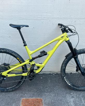 Yt Capra core 1