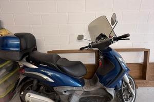 Moto Beverly 250