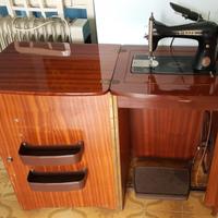 MACCHINA DA CUCIRE SINGER D'EPOCA CON MOBILETTO