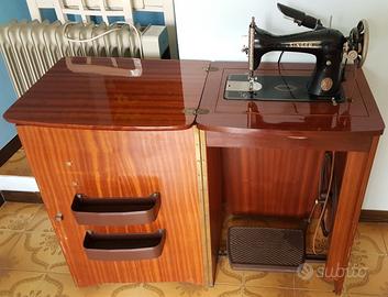MACCHINA DA CUCIRE SINGER D'EPOCA CON MOBILETTO