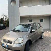Toyota Yaris 1.0 5p