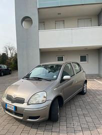 Toyota Yaris 1.0 5p