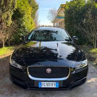 Jaguar XE 2.0 D Turbo R-Sport