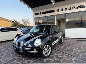 Mini 1.4 tdi One D 75cv de luxe okneopatentati