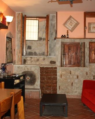 Garage + Cantina/Rustico