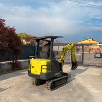 E139 Mini escavatore 17 q Yanmar B17