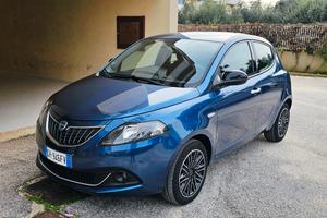 LANCIA YPSILON HYBRID GOLD