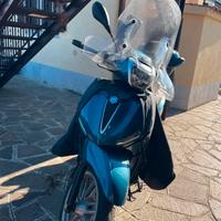 Scooter Beverly 300