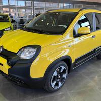 FIAT Panda 1.0 Hybrid Pandina Cross /vari colori