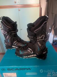 scarponi sci alpinismo  Scarpa