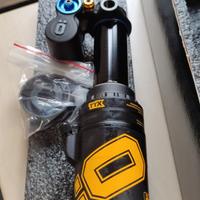 Ammortizzatore Ohlins TTX2Air Trunnion 205x65