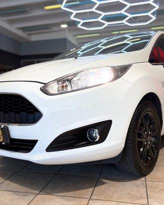 Ford Fiesta 1.0 82CV 5 porte Black & White Edition