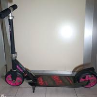 Monopattino Oxelo in omaggio racchette