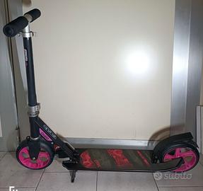 Monopattino Oxelo in omaggio racchette