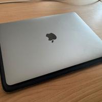 2020/2021 Apple MacBook M1 13.3" (8GB RAM,256GB)