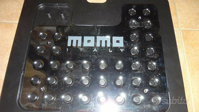 Battitacco tappetini alluminio Momo racing
