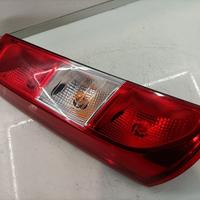 STOP FANALE POSTERIORE SINISTRO DACIA Dokker 1° S