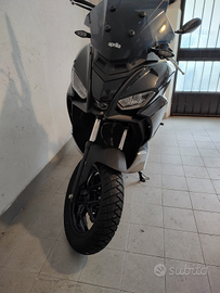 Aprilia sr gt 200