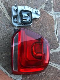 Faro posteriore destro Volksvagen Polo 6R