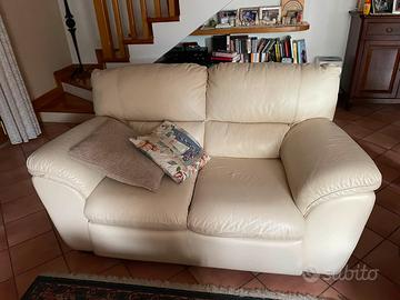 Coppia divani in pelle