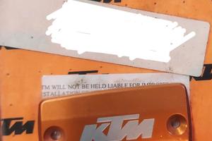 Coperchio pompa freno anteriore KTM