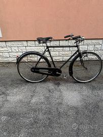 Umberto Dei. Bici. Uomo.