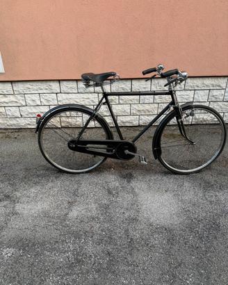 Umberto Dei. Bici. Uomo.