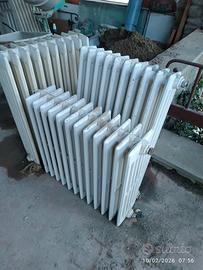termosifoni radiatori in ghisa buono stato vintage