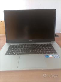 PC Huawei matebook d15 2022