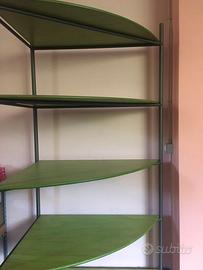 ANGOLIERA GRANDE IN FERRO BATTUTO -