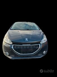 Peugeot 208 benzina del 2015