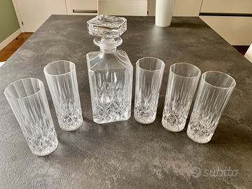 Bicchieri e bottiglia cristallo RCR per gin tonic