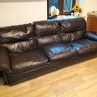 divano letto vera pelle 