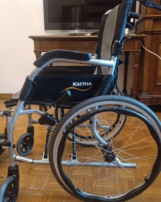 Carrozzina karma ergolite 2