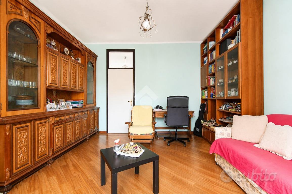 Apartment in Como, Como Sole, Caserme - Vista 2