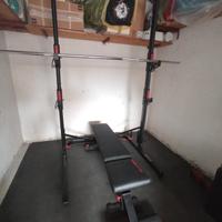 Rack completo di panca e attrezzatura varia 