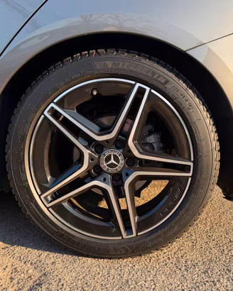 4 CERCHI LEGA AMG MERCEDES CON GOMME