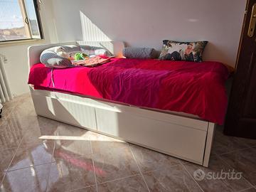 Letto FLEKKE Ikea, con casetti e 2materassi