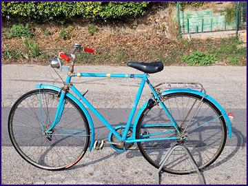 Bici — configurazione con telaio e parti Magni