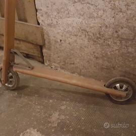 MONOPATTINO IN LEGNO