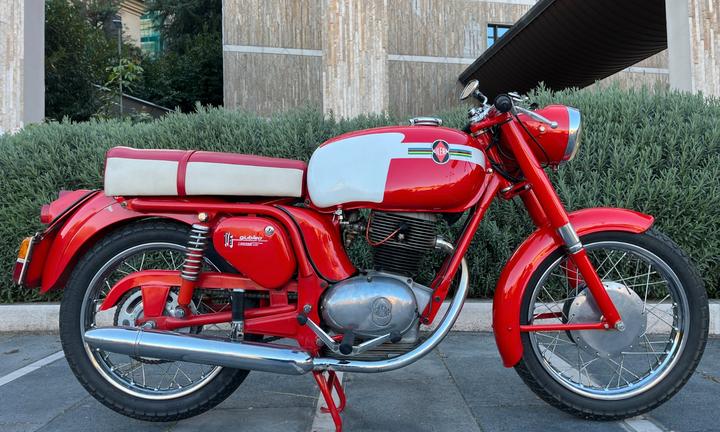 Gilera giubileo 175 extra rosso