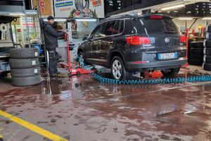 Tiguan 2,0 tdi DSG  2010