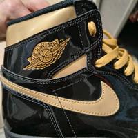 Jordan 1 Black Metallic Gold 10.5
