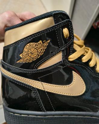 Jordan 1 Black Metallic Gold 10.5