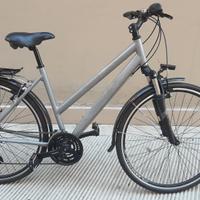 Bicicletta City-Trekking Bike Donna ALU28" - NUOVA