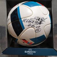 Pallone adidas Euro 2016 autografato