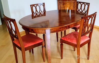 Tavolo in radica per sala