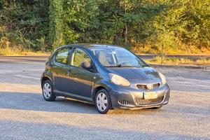 Toyota Aygo 1.0 12V VVT-i 5 porte Deep Ocean Conne
