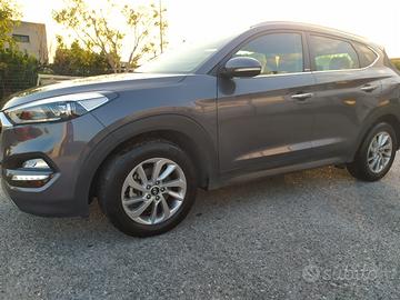 Hyundai Tucson 1.7 CRDI Xpossible 85KW